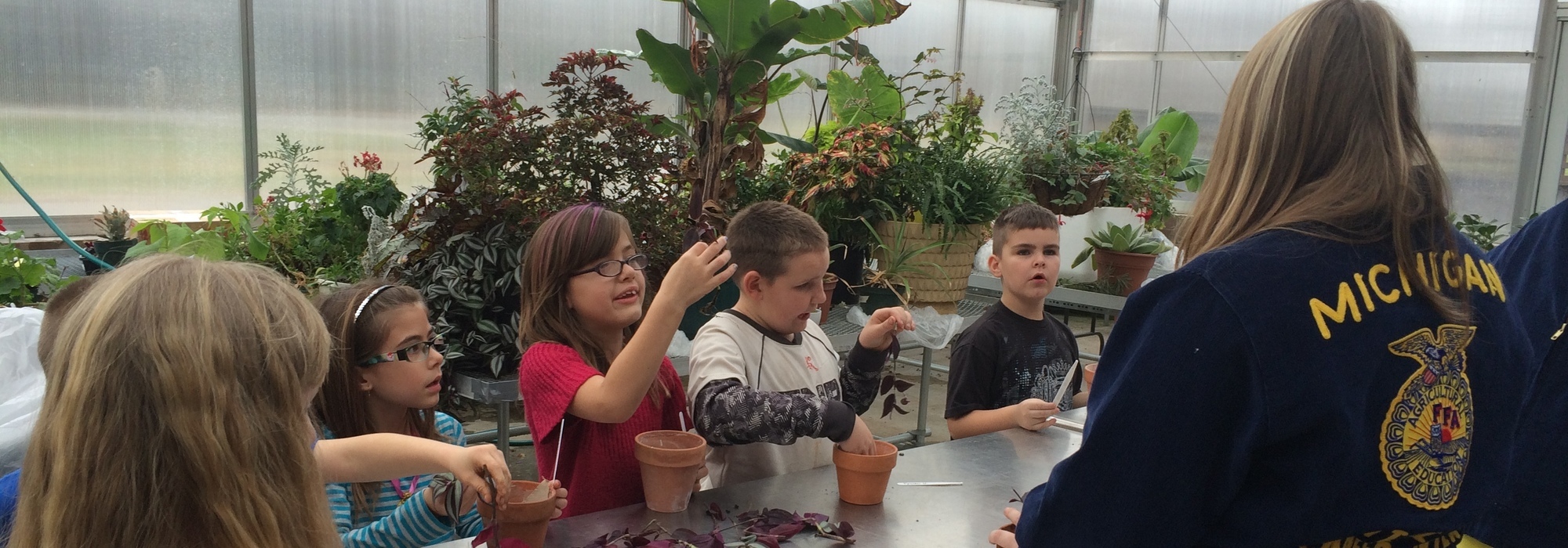 2nd grade students at Montcalm Area Career Center learning about plant science